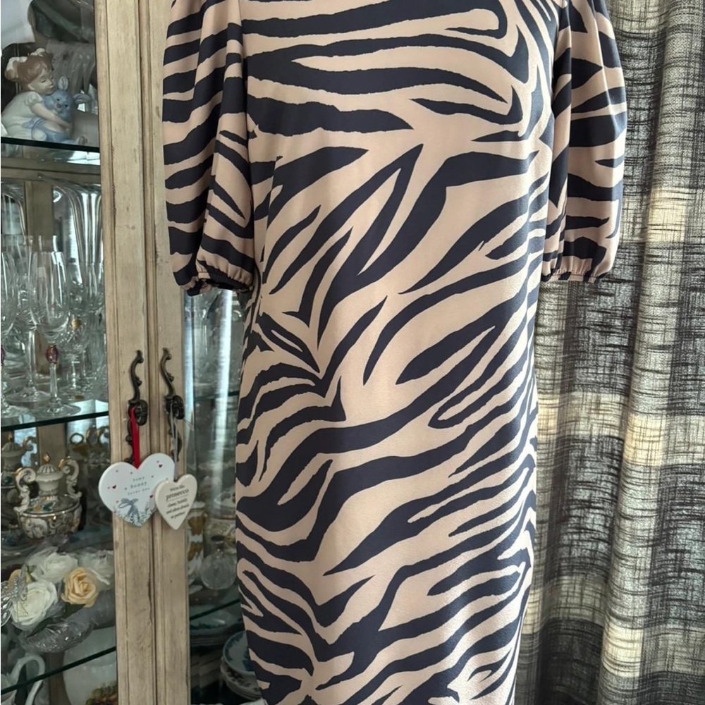 Lipsy Black and White Puff Sleeve Sheath Dress